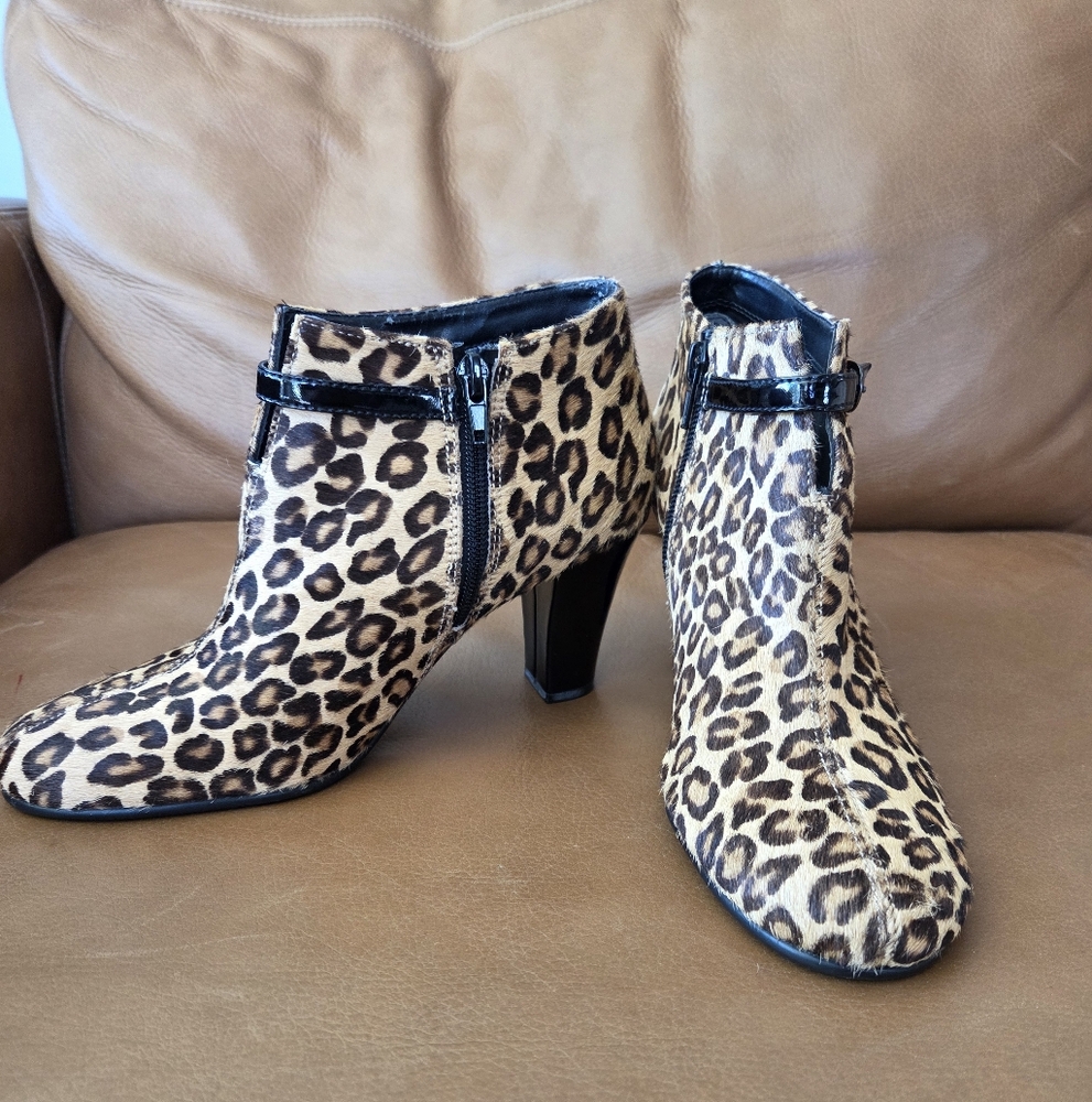 Aerosoles Parole Car Calf Hair Leopard Print Ankle Boots